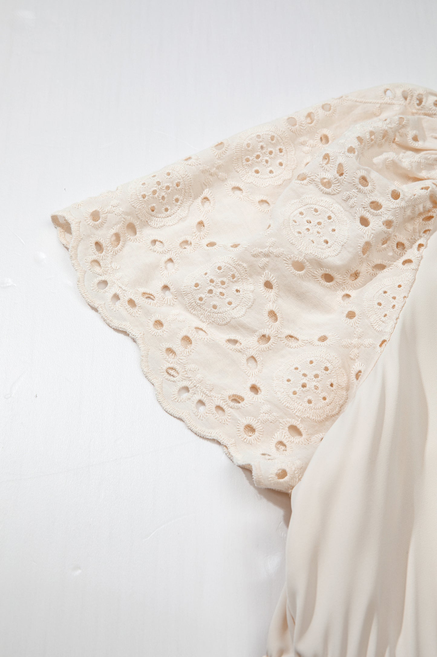 Apricot Plus Size V Neck Lacy Embroidery Patchwork Short Sleeve Maxi Dress