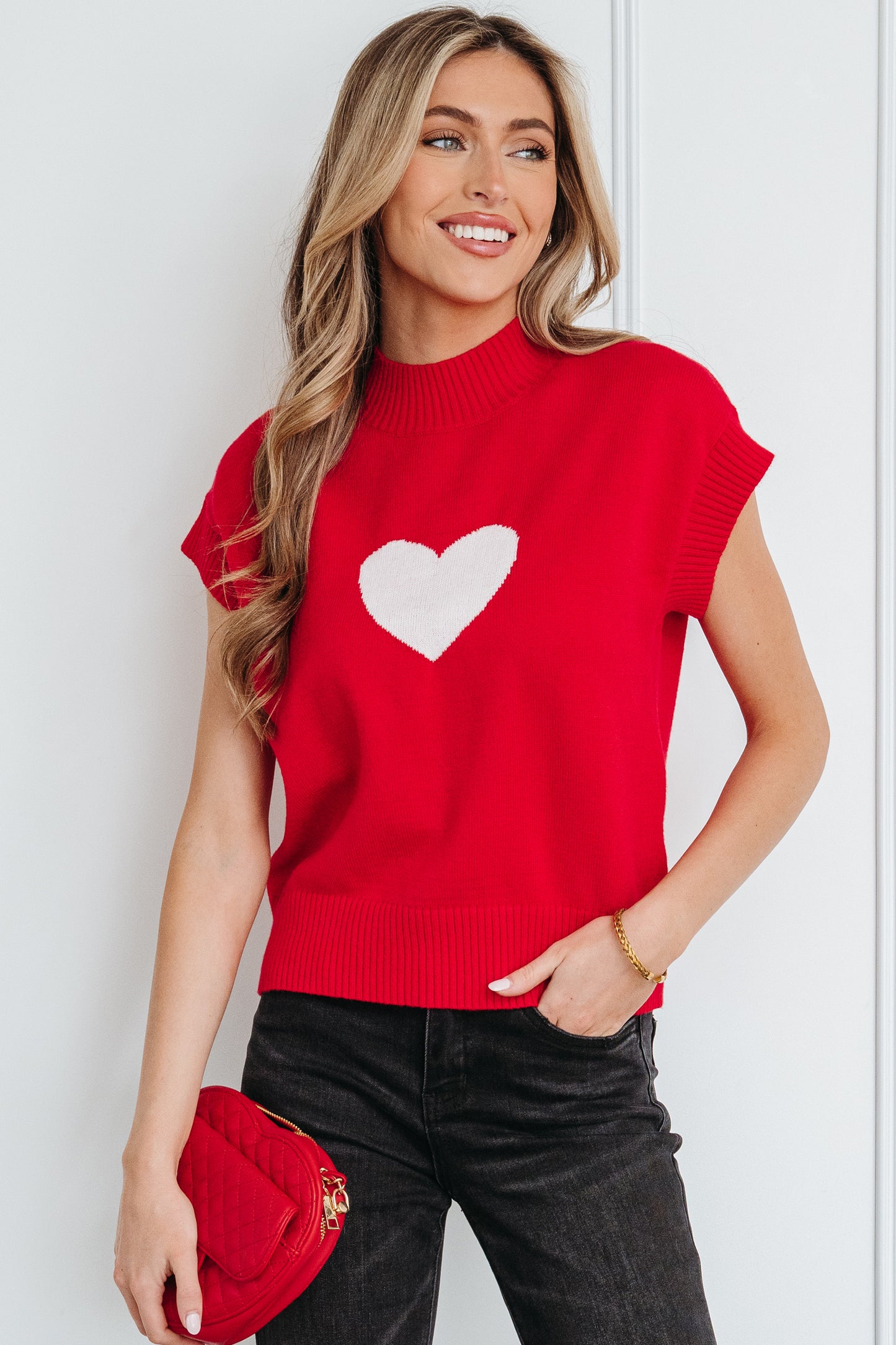 White Valentine Heart Graphic Cropped Short Sleeve Sweater