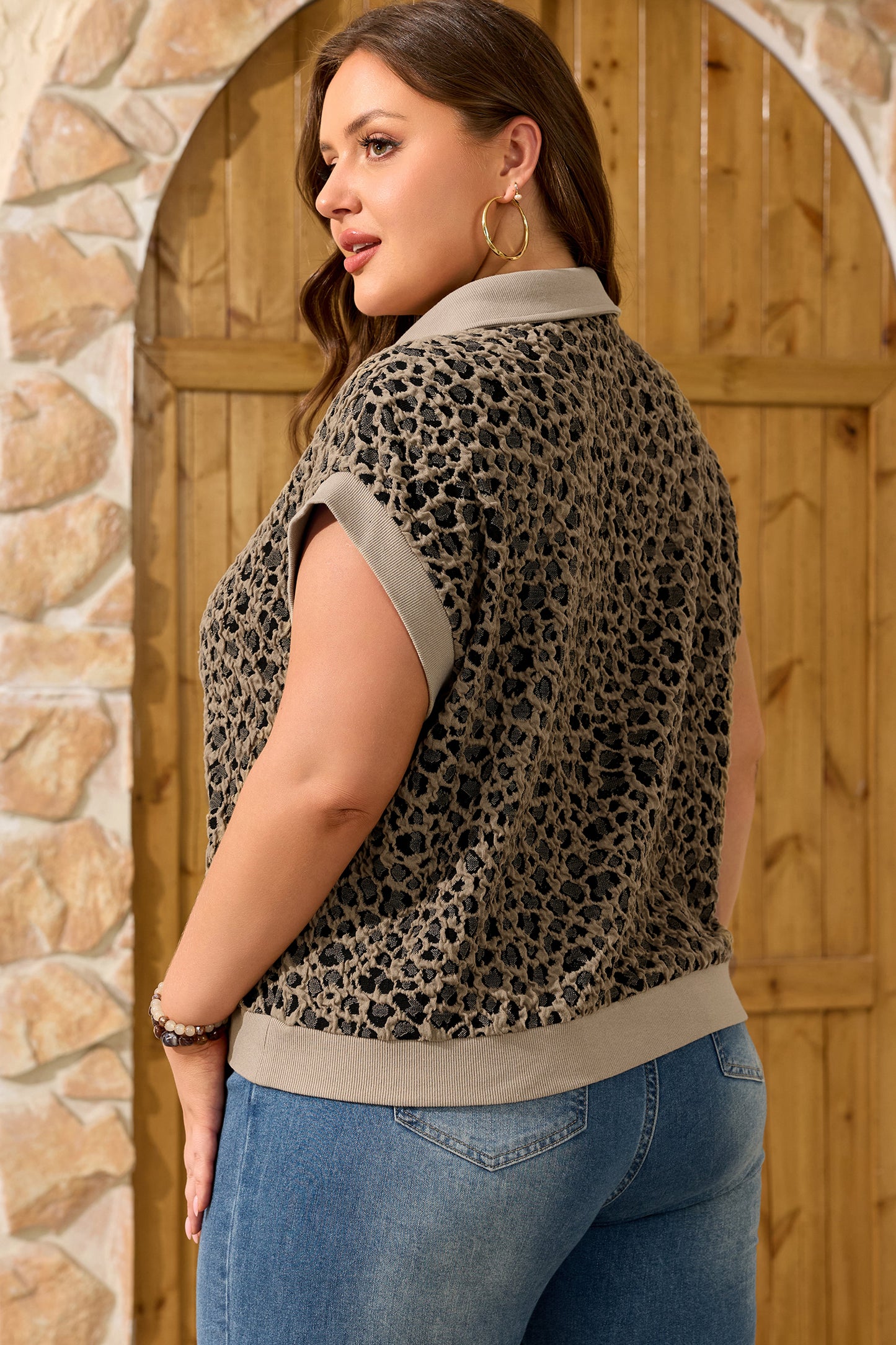 Beige Ribbed Patchwork Collar Cuffed Sleeve Leopard Plus Top