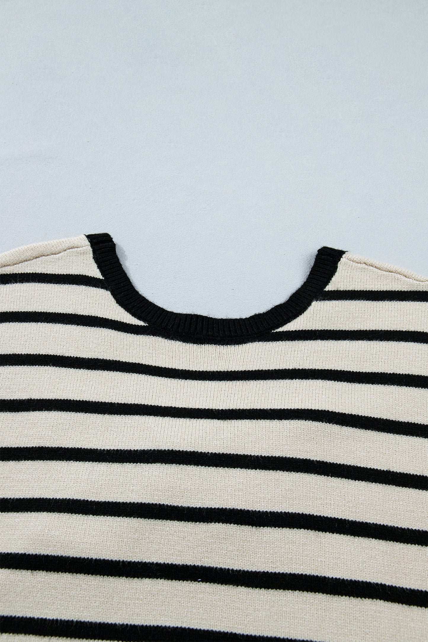 Black Stripe Bow Applique Short Sleeve Sweater
