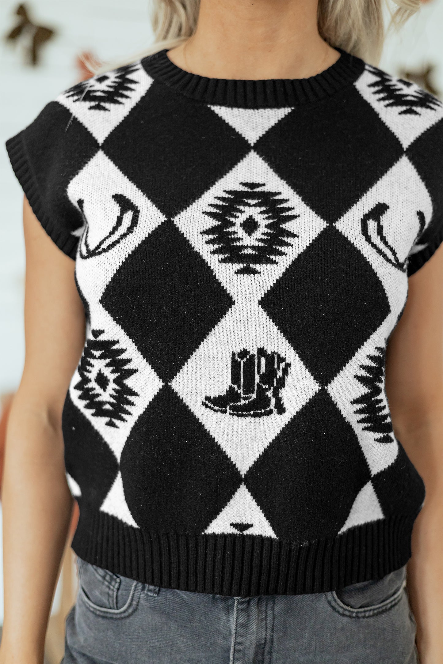 Black Retro Rhombus Western Print Drop Shoulder Short Sleeve Sweater