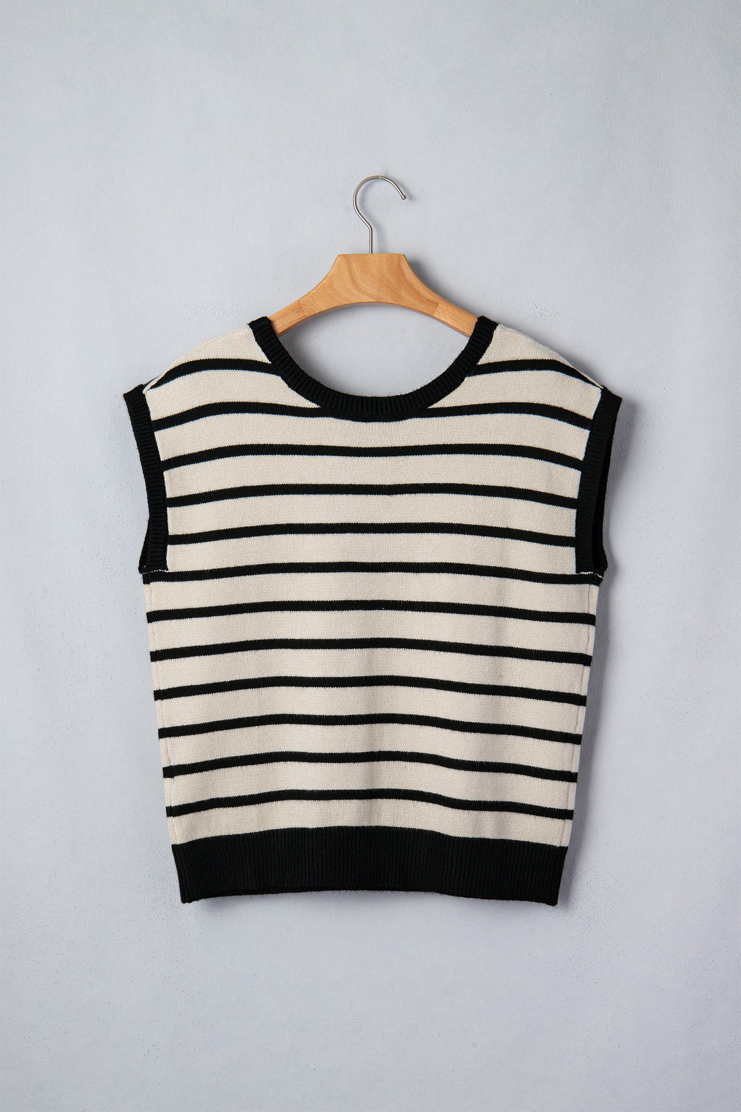 Black Stripe Bow Applique Short Sleeve Sweater